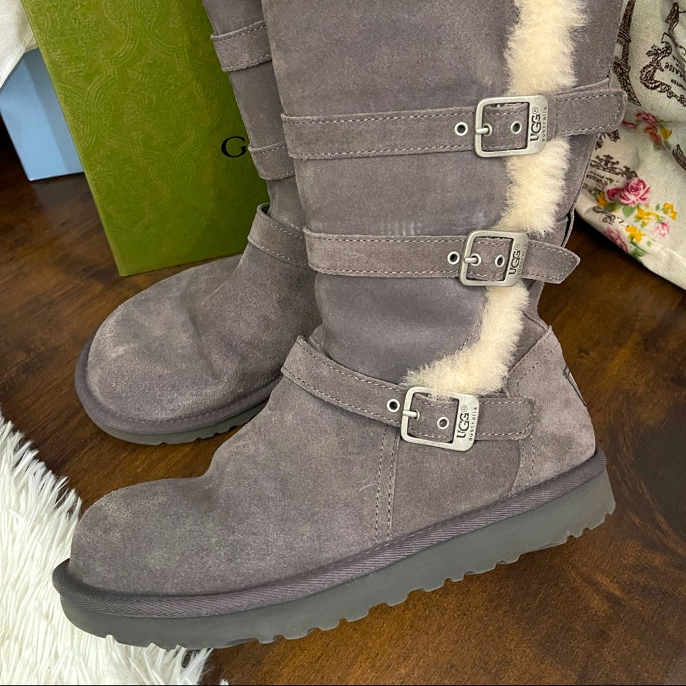 Ugg. Gray. Boots